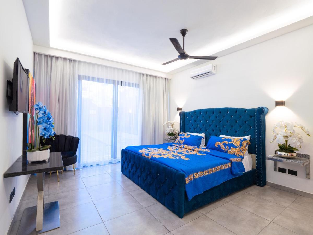Instyle Residences At Rizz Suites Сосуа Экстерьер фото