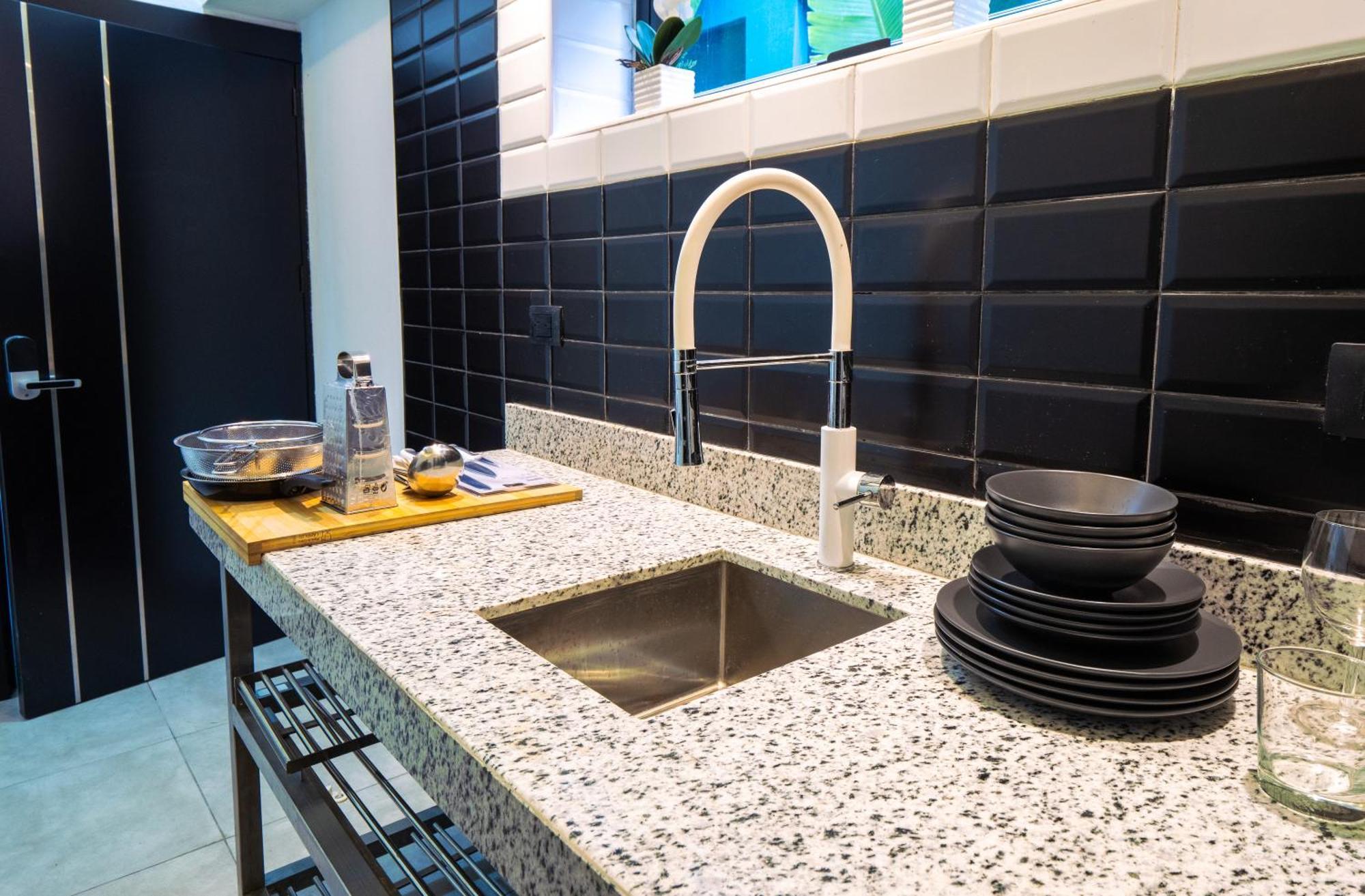 Instyle Residences At Rizz Suites Сосуа Экстерьер фото