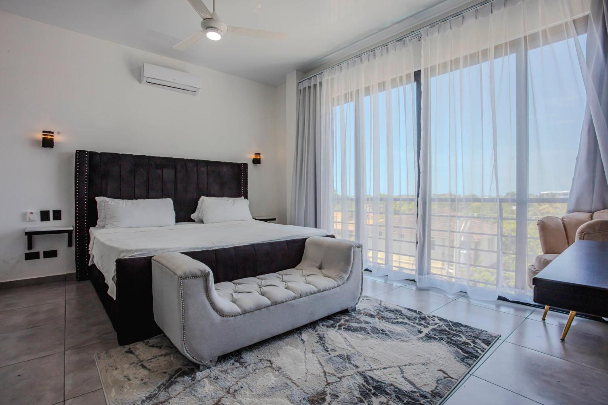 Instyle Residences At Rizz Suites Сосуа Экстерьер фото